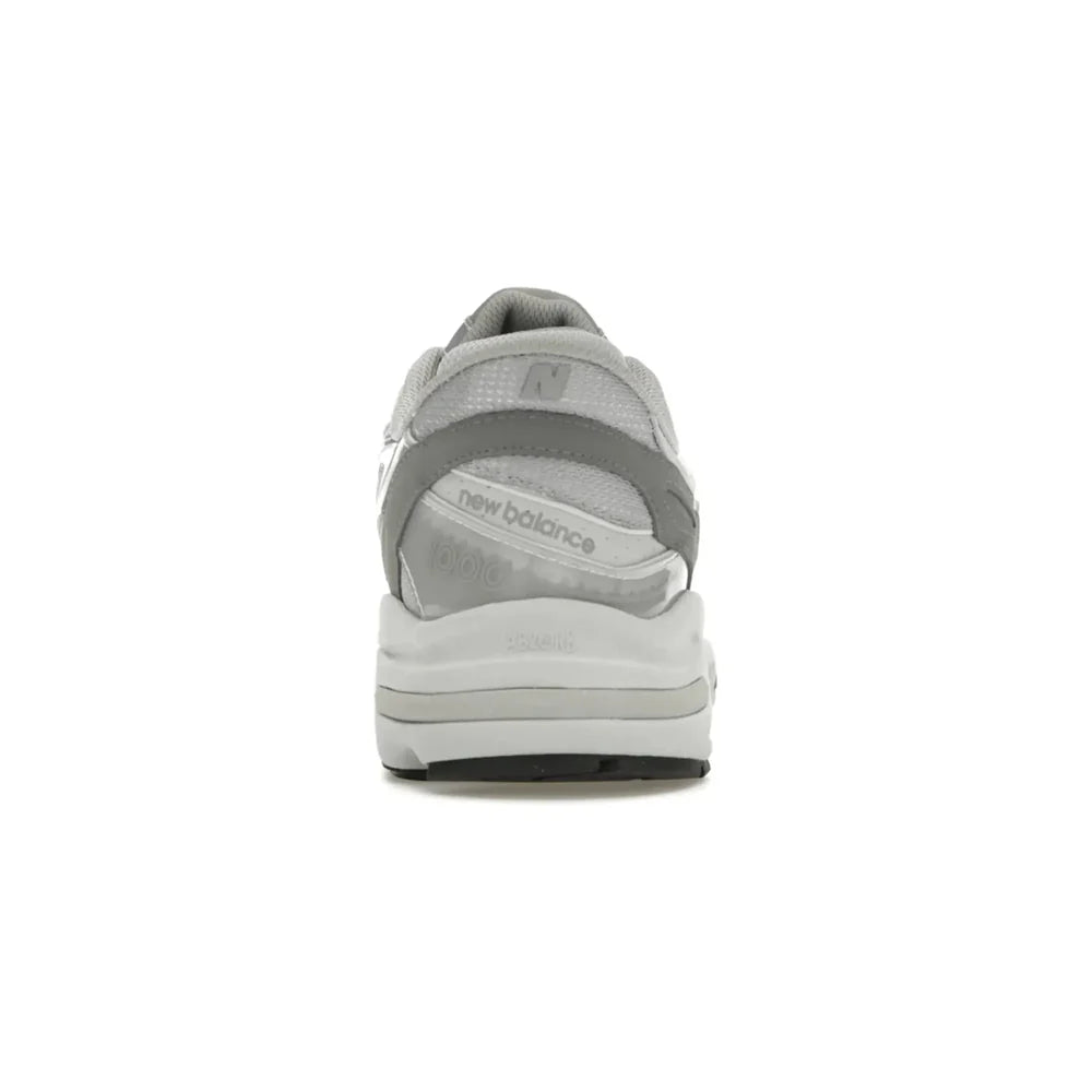 New Balance 1000 metallic silver