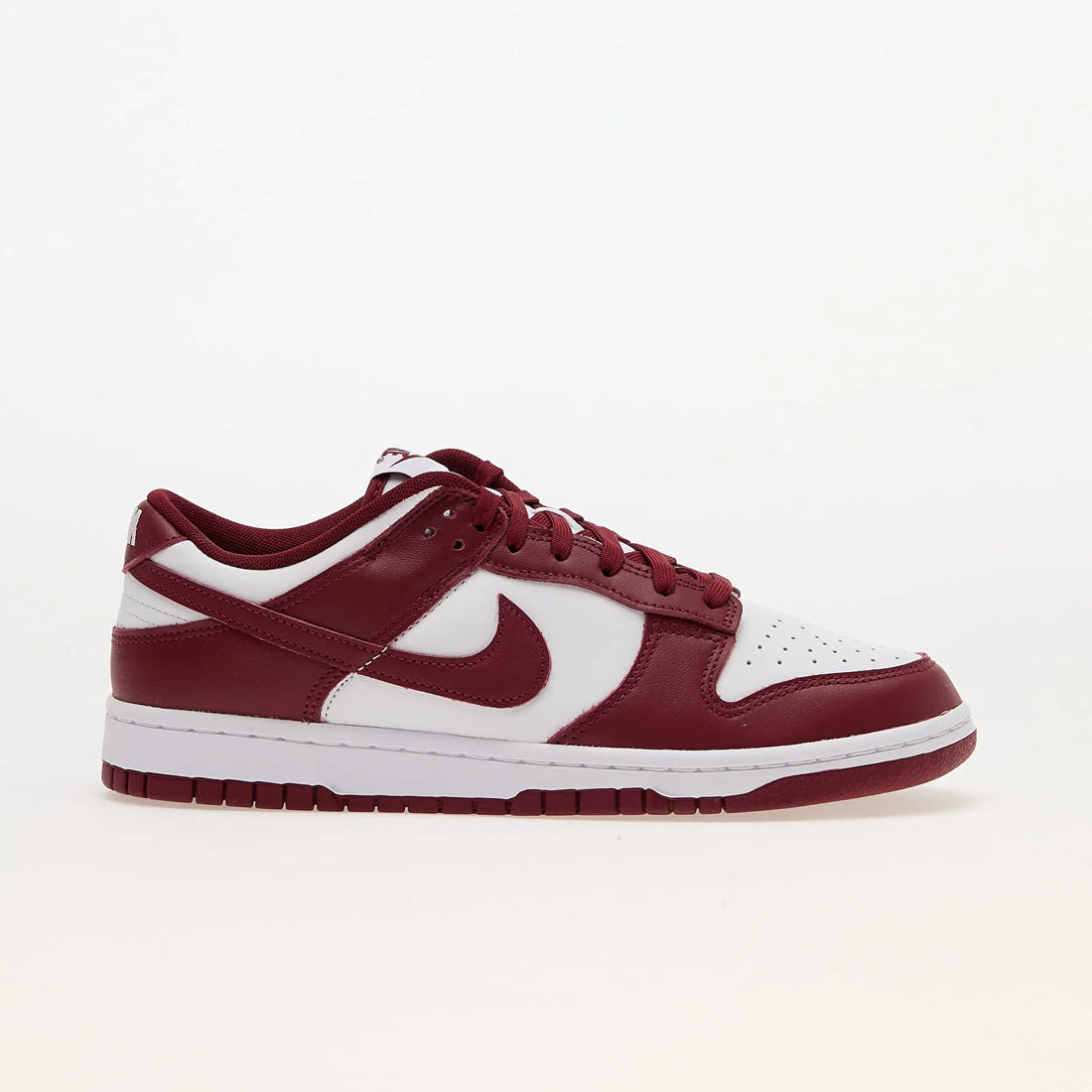 Nike dunk low team red