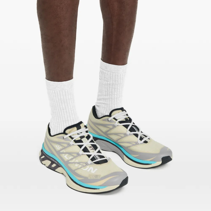 MM6 Maison Margiela x Salomon XT-MM6 in Asparagus Green / Gull