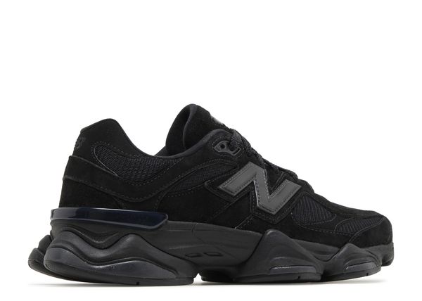 New balance 9060 triple black suede