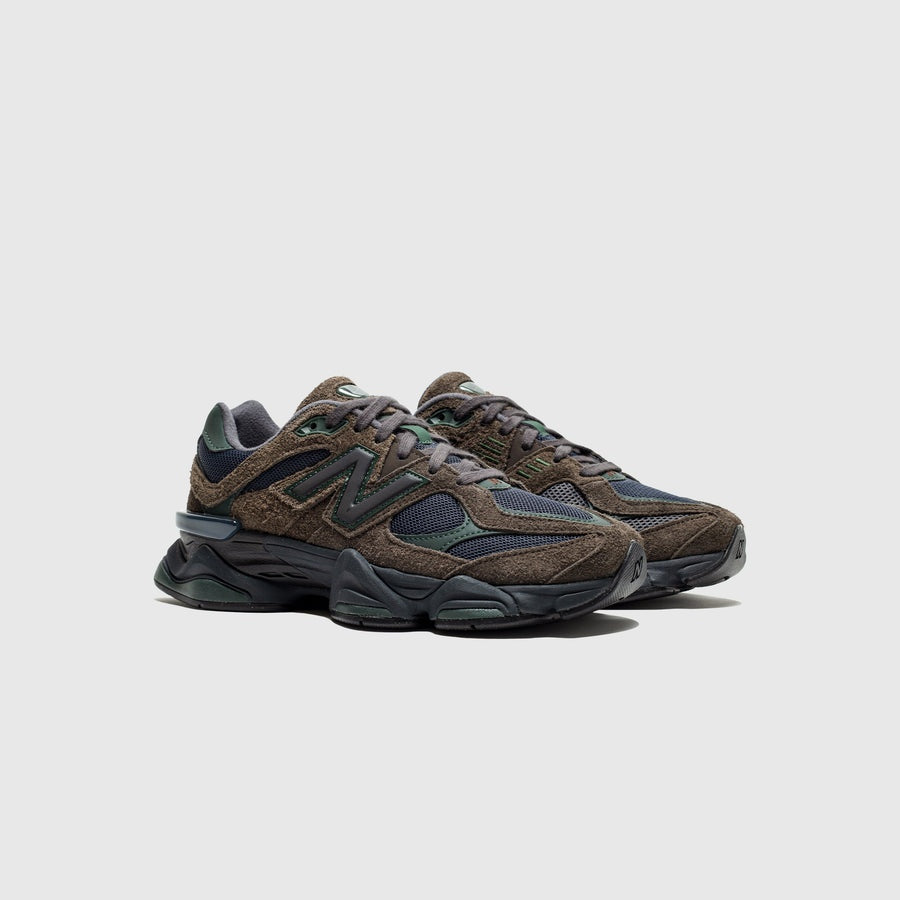 New Balance 9060 Broccoli