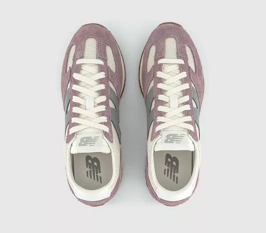 New balance 471 cream pink