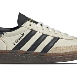 Handball Spezial ‘Wonder White Black’