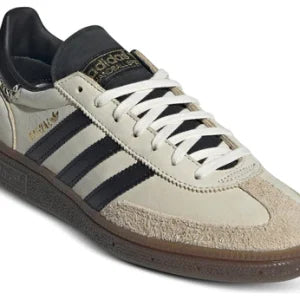 Handball Spezial ‘Wonder White Black’