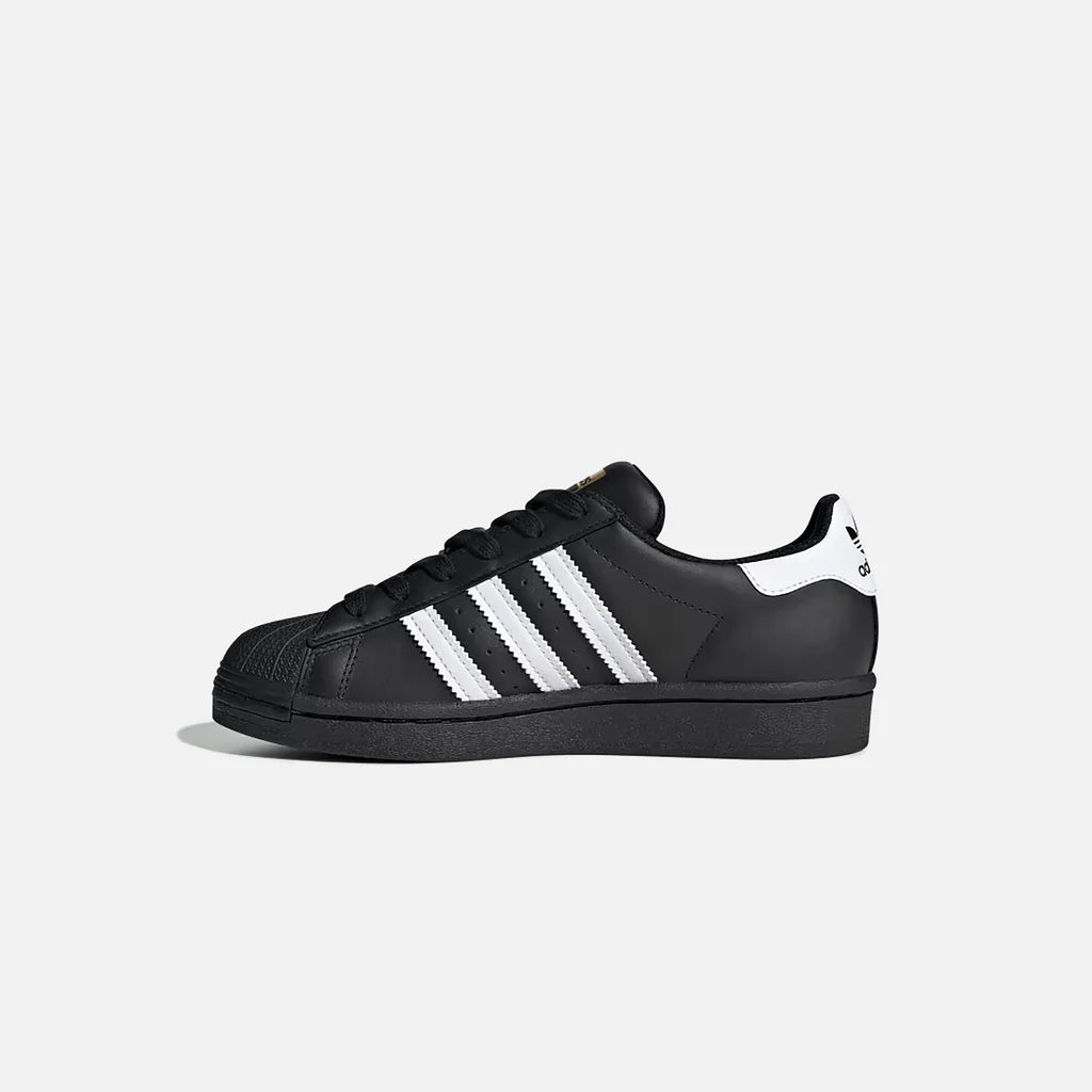 Adidas superstar black white