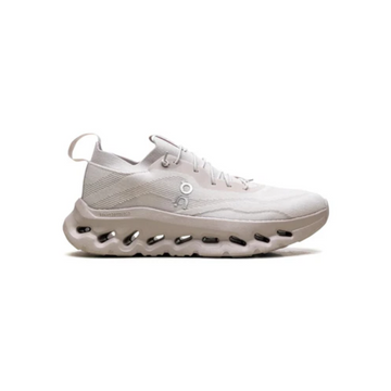On Running Cloudtilt x Loewe Sand