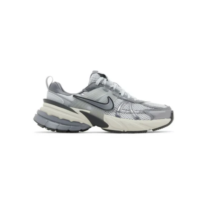 Nike V2K Run Pure Platinum Wolf Grey