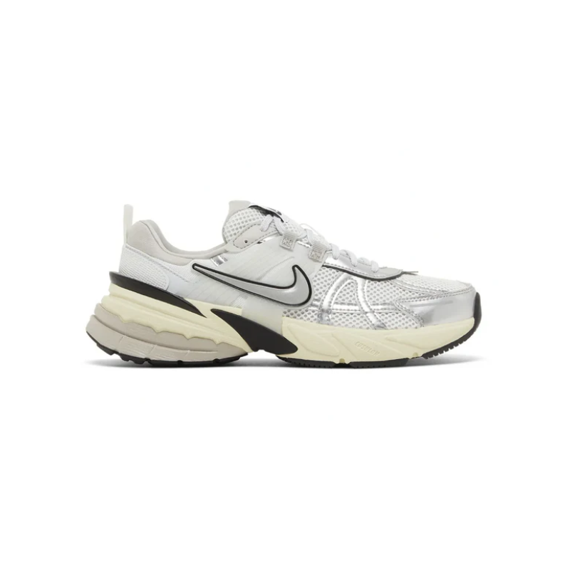 Nike V2K Run Summit White