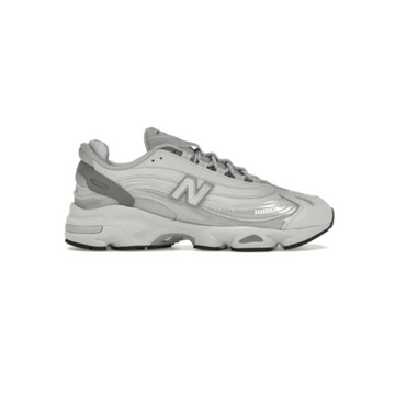 New Balance 1000 metallic silver