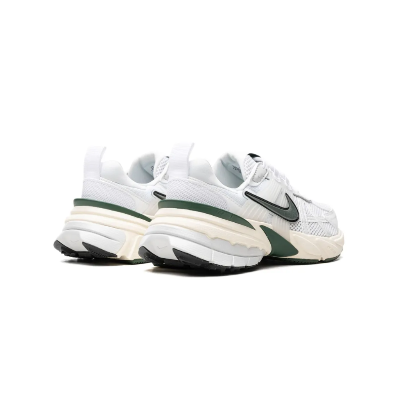 Nike V2k RUN White Photon Dust Fir Platinum Tint