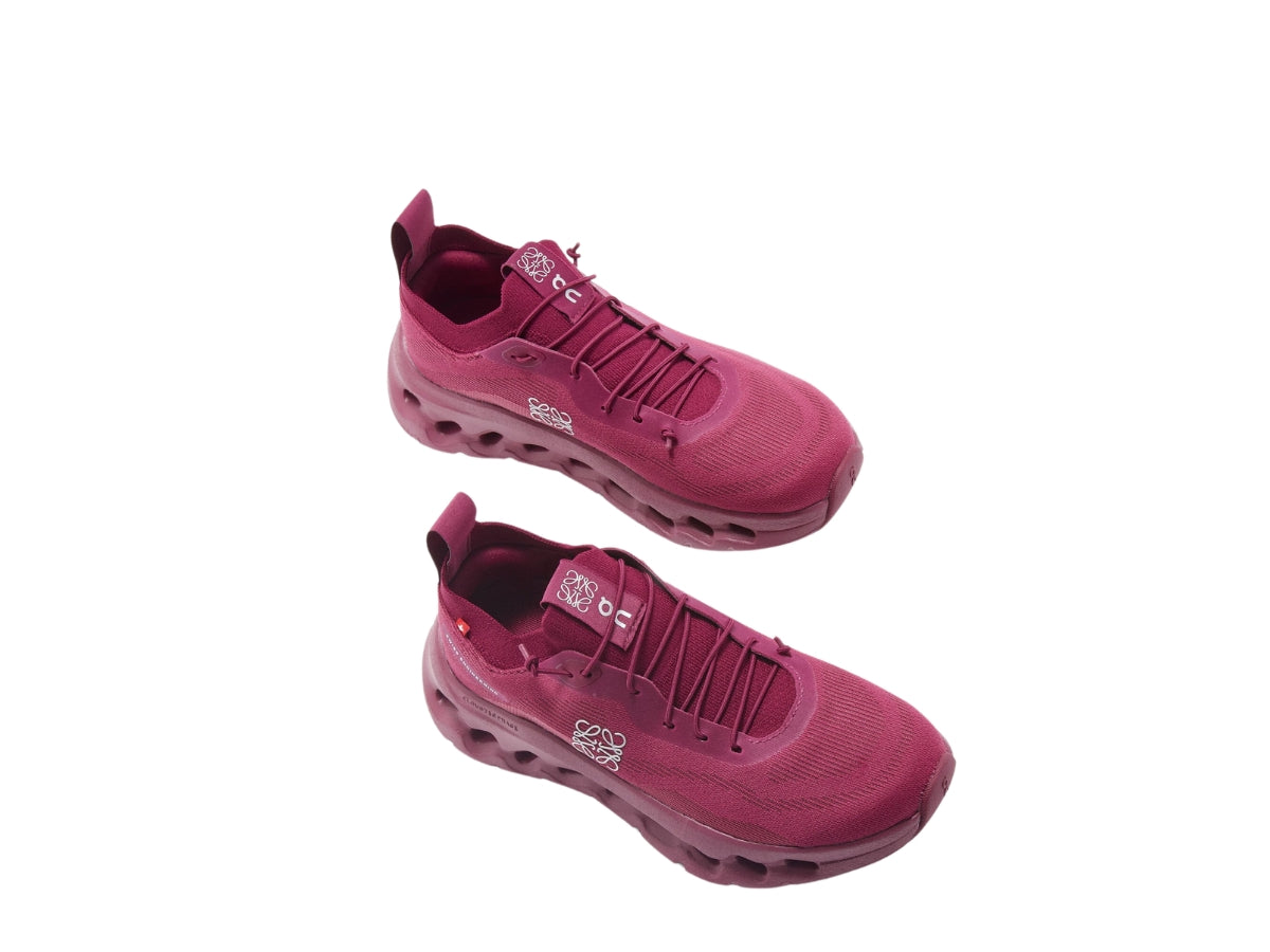 On Running x Loewe Cloudtilt Beet red