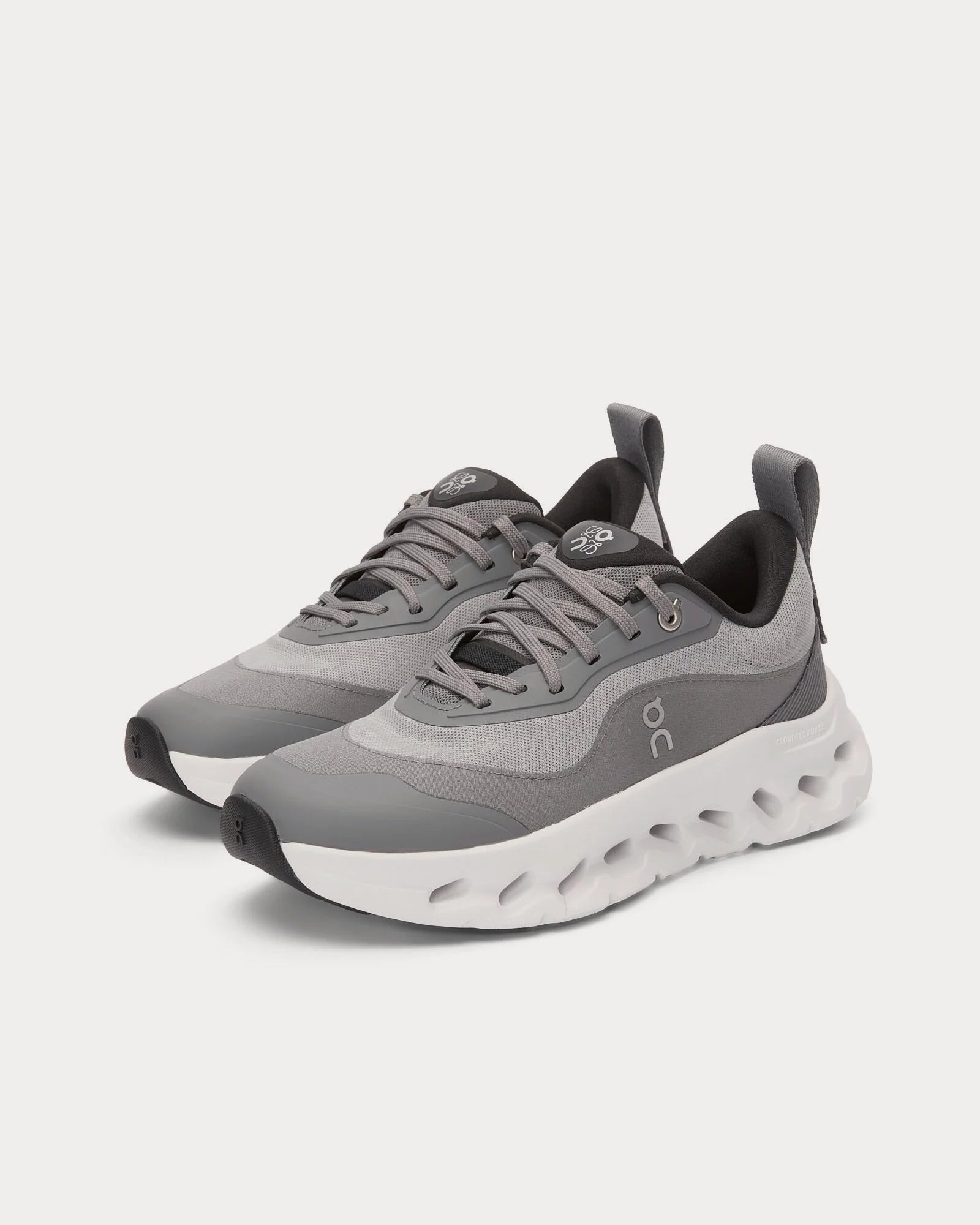 On Running x Loewe Cloudtilt 2 grey