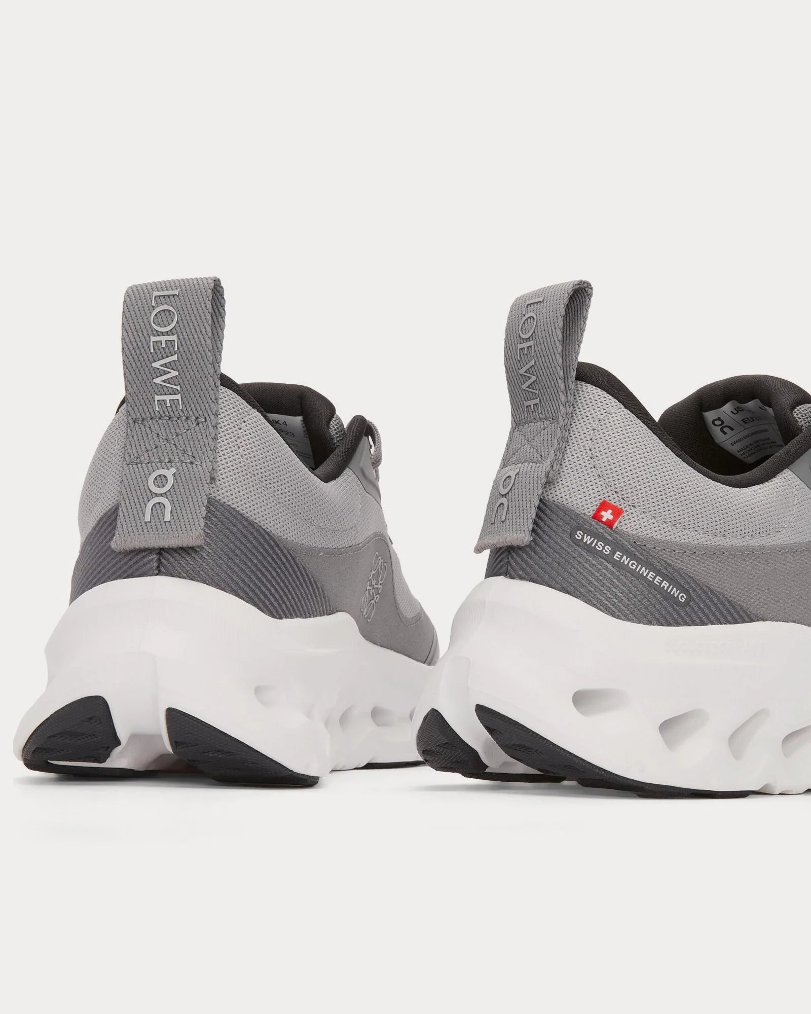 On Running x Loewe Cloudtilt 2 grey